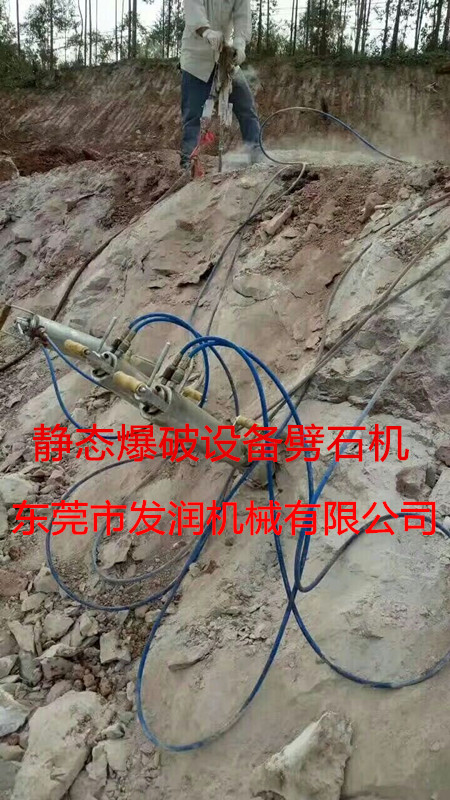 微信图片_20181206150019_副本.jpg