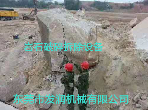 1554788796561739.jpg 微信图片_20181206145656_副本.jpg