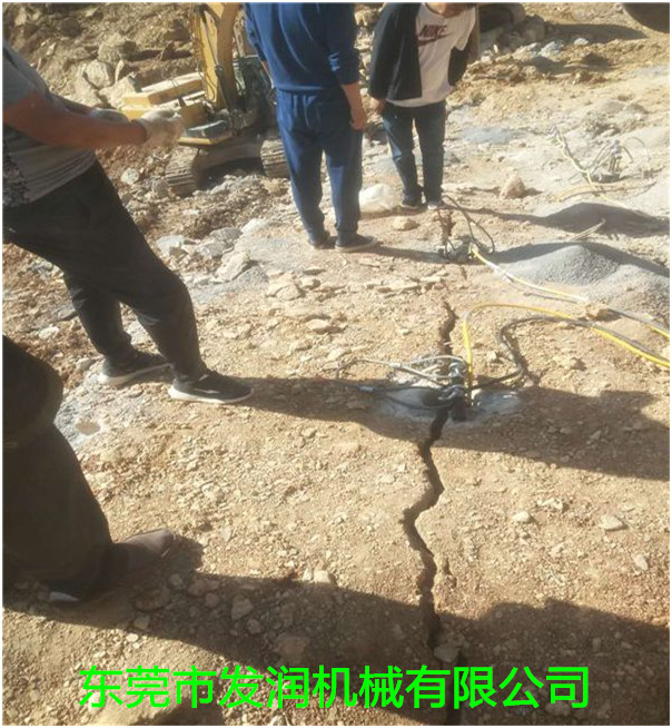 微信图片_20190411203417_副本.jpg