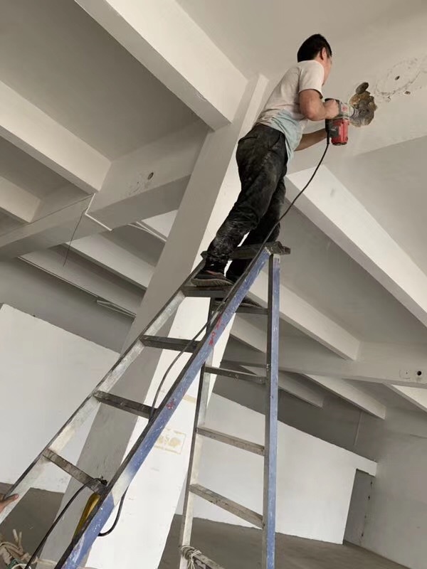 1586683239285845.jpg 346305120459656704.jpg