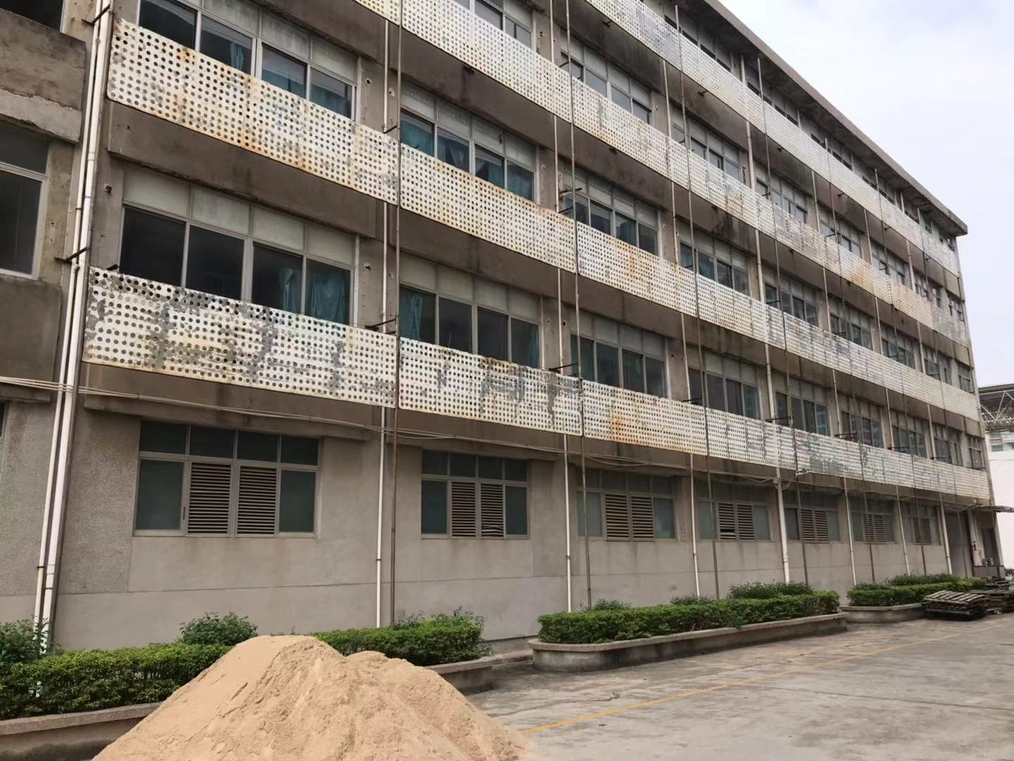 1587030156396582.jpg 499828199297415595.jpg