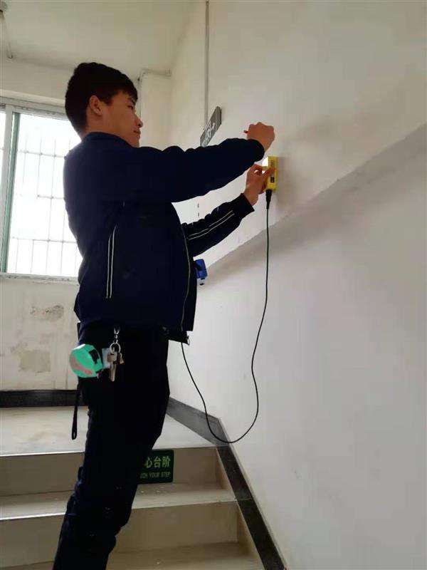 1587349523762416.jpg FWE.jpg